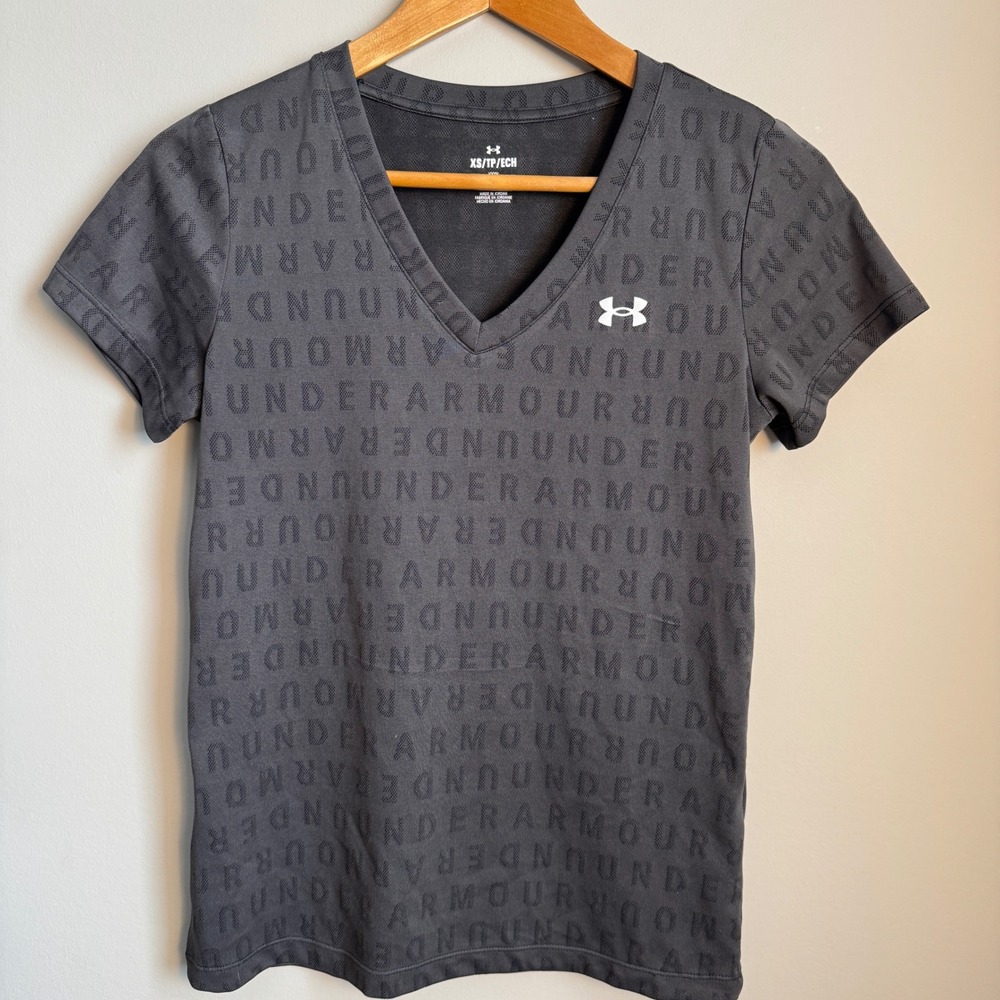 Under Armour Womens V-Neck Wordmark Logo‎ Short Sleeve Activewear Top Gray XS